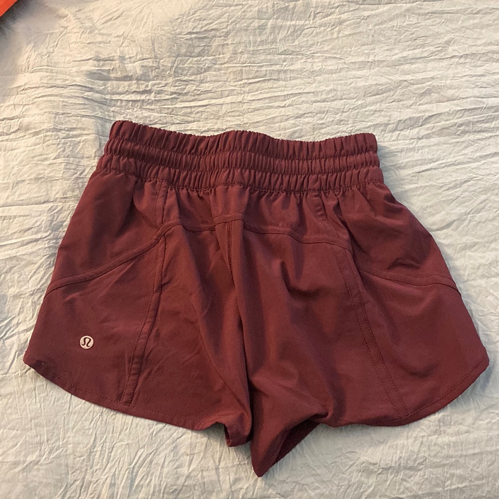 Lululemon run time shorts